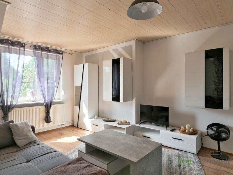 Blick ins Wohnzimmer