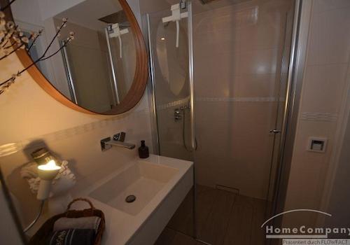 Badezimmer 2