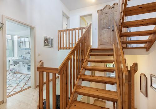 Split-Level Treppe