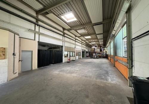 Hauptlagerhalle hoch