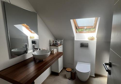 WC-Dusche Dachgeschoss