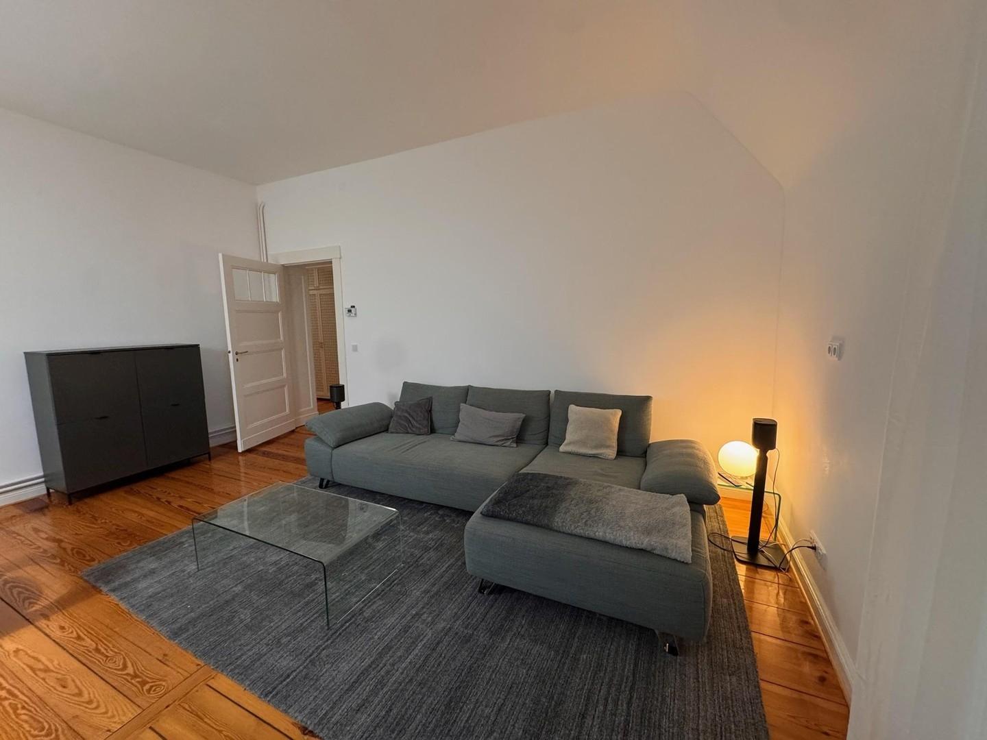 ...und XXL-Sofa