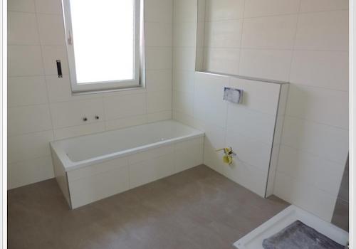 modernes Badezimmer