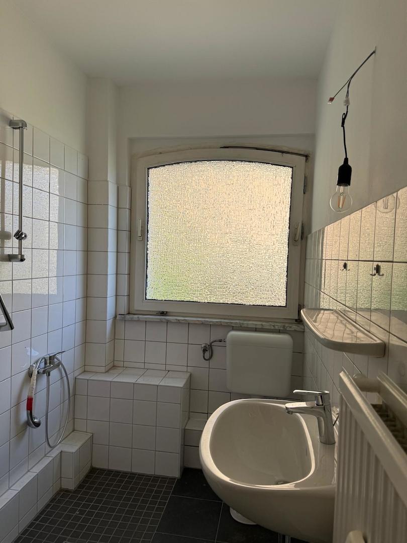 Badezimmer mit Dusche