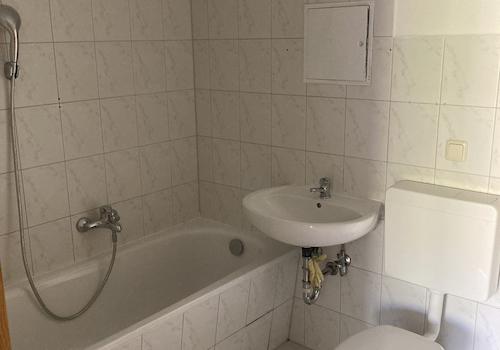 Bad mit Wanne