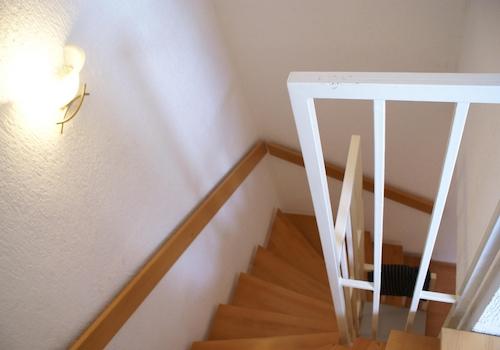 Treppe zum Dachgeschoss