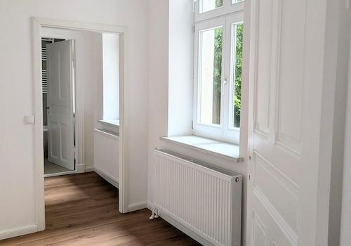 Schlafzimmer mit Ankleide