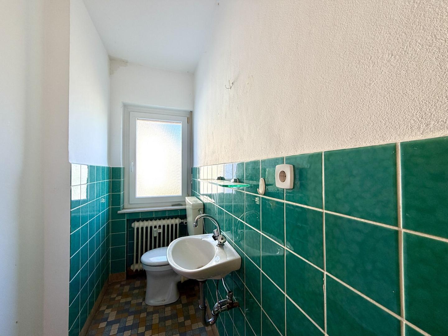 Gäste-WC EG