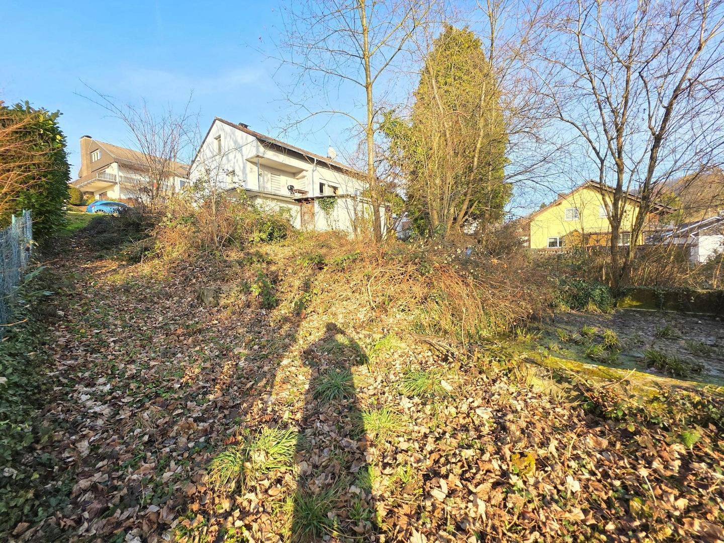 Grundstück
