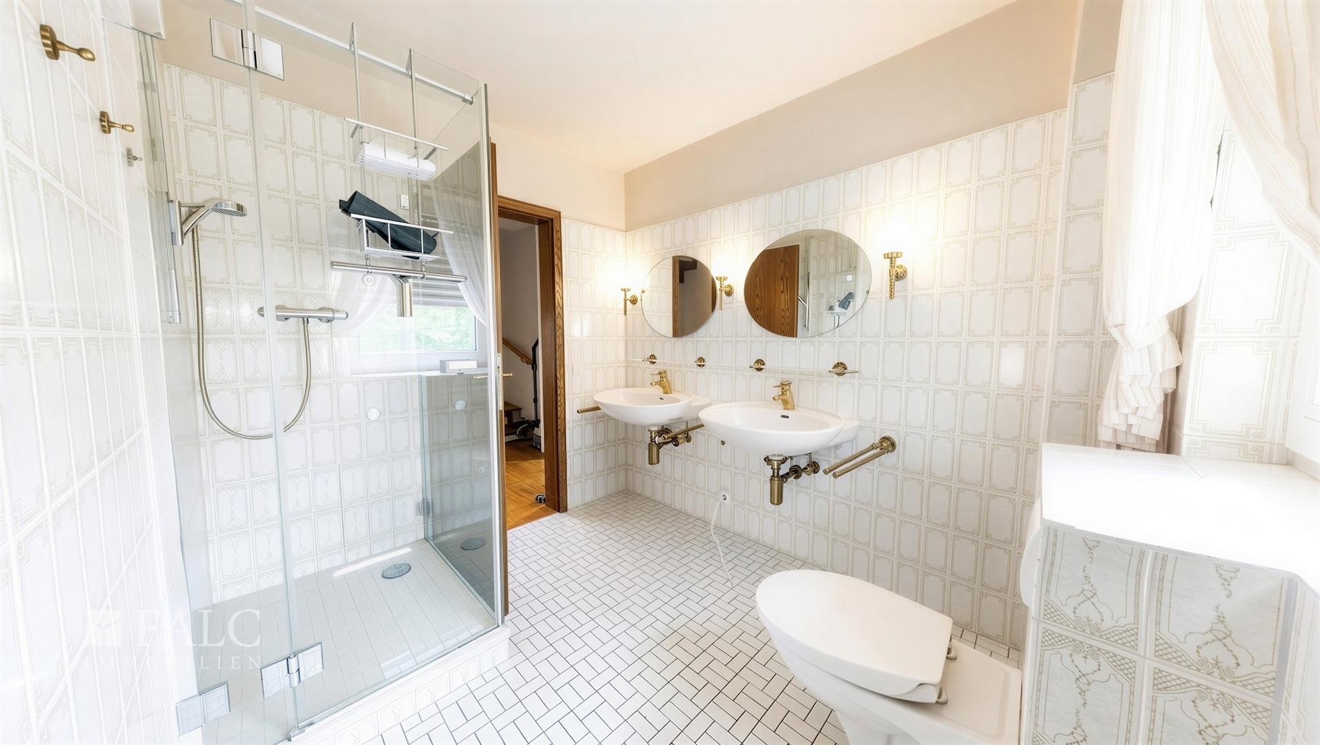 Badezimmer 1.OG