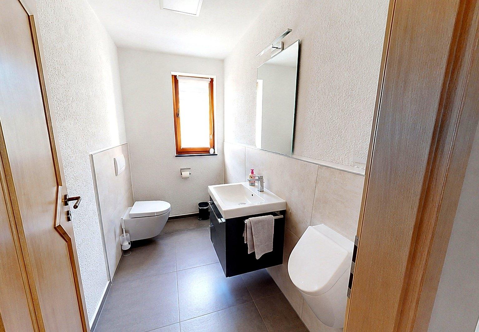 Gästetoilette EG