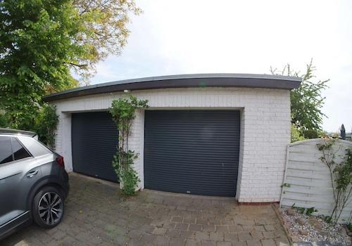 Doppelgarage