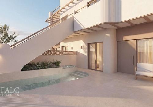 Eigener Garten - und Terrassenbereich mit Privatpool