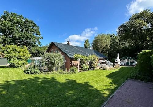 Blick über das Grundstück