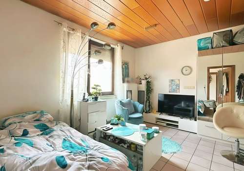 EG Wohn-/Schlafzimmer (2)