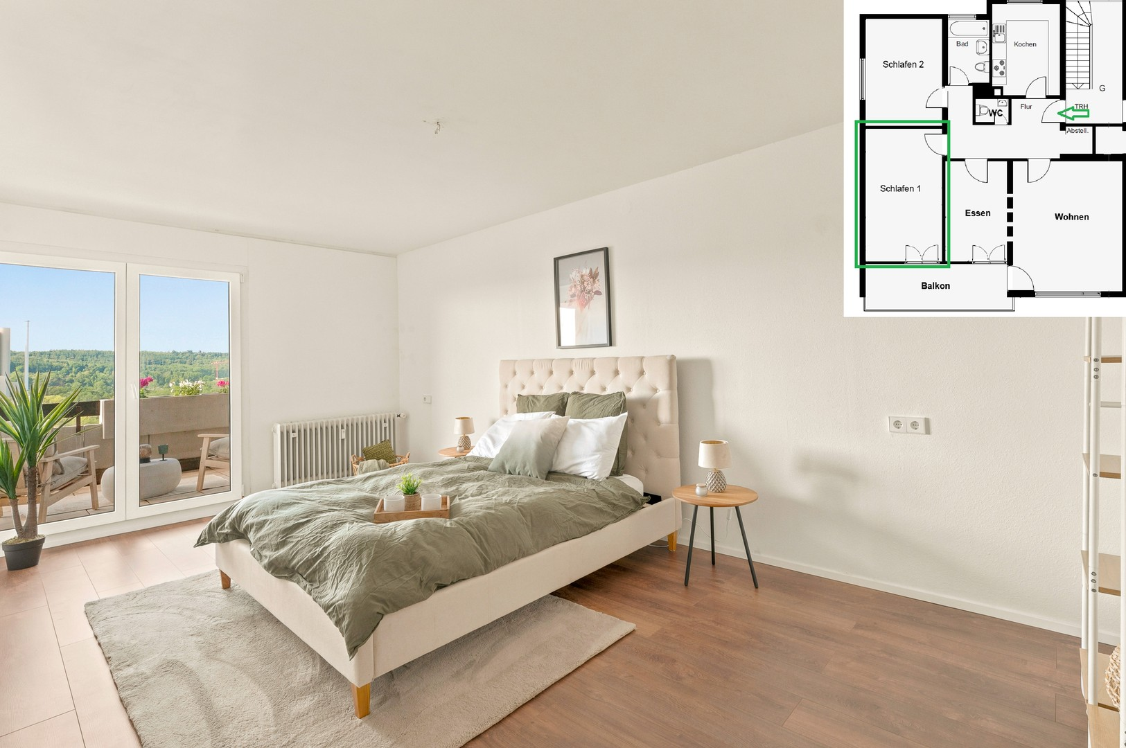 Großes Schlafzimmer mit Balkon