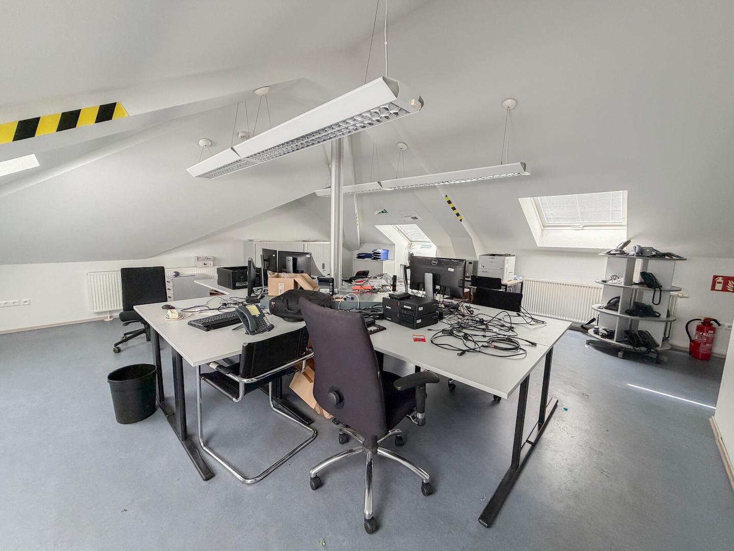 Gebäude 2: Büro