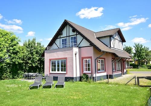 kaufen-freistehendes-ferienhaus-deutschland-rueckseite-garten-und-terrasse-recreatieadviseurs-vakantiehuistekoop-nl.jpg