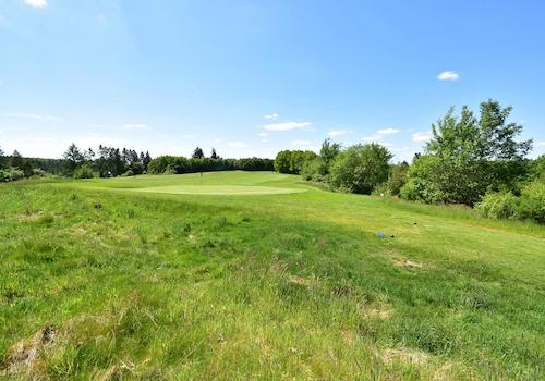 kaufen-freistehendes-ferienhaus-cochem-ausblick-garten-golfplatz-recreatieadviseurs-vakantiehuistekoop-nl.jpg