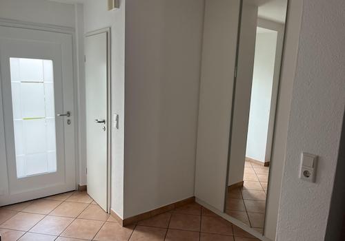Eingang Flur mit Einbauschrank