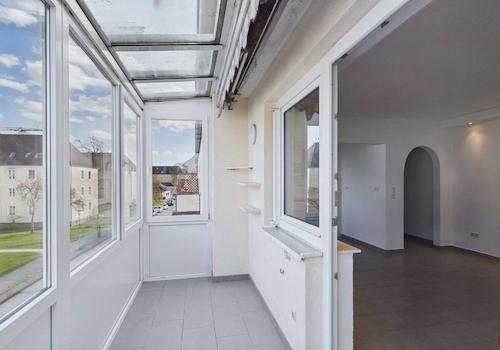 Verglaster Balkon