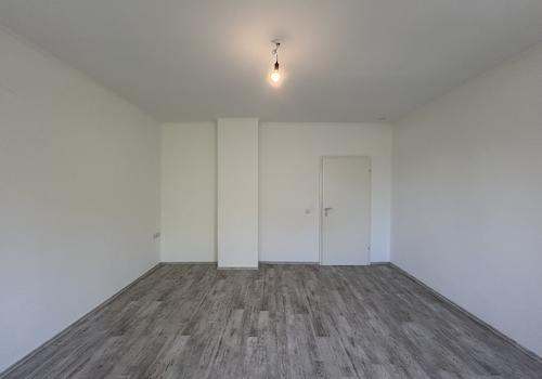 21 Großes Schlafzimmer W2 DG