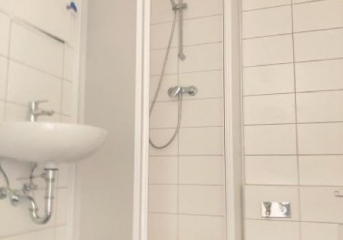 Bad mit Dusche