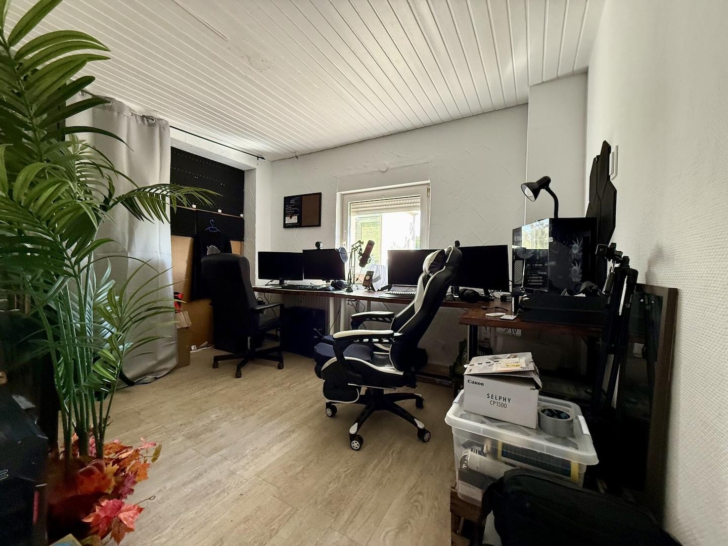 Wohnung 1: Abgetrenntes Home-Office