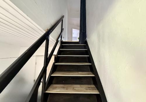 Wohnung 2: Aufgang zum OG