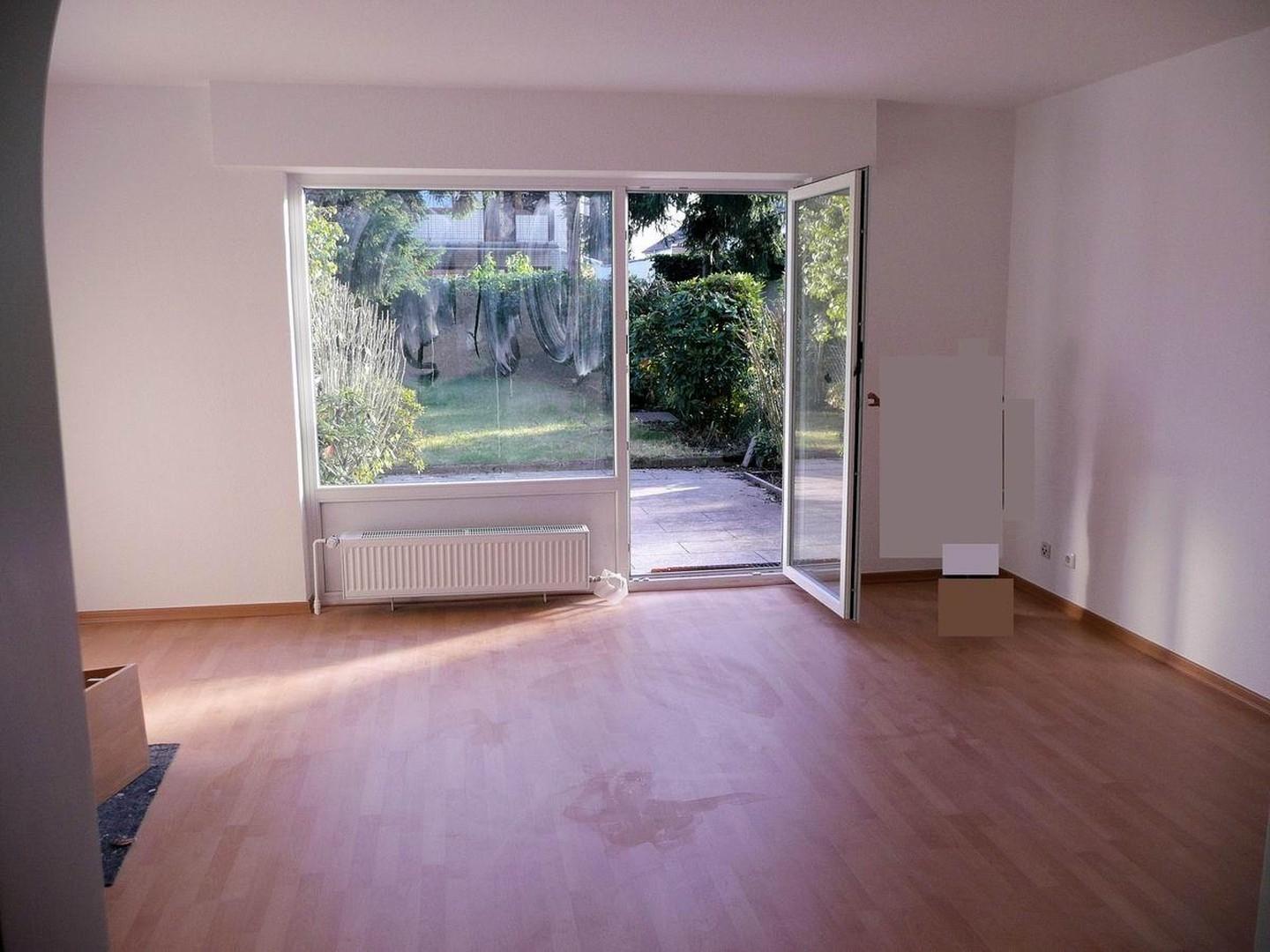Wohnzimmer - Blick zum Garten