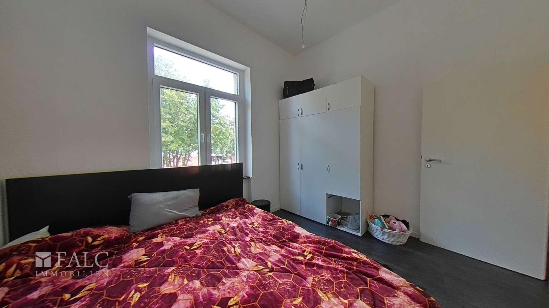 1 OG Schlafzimmer