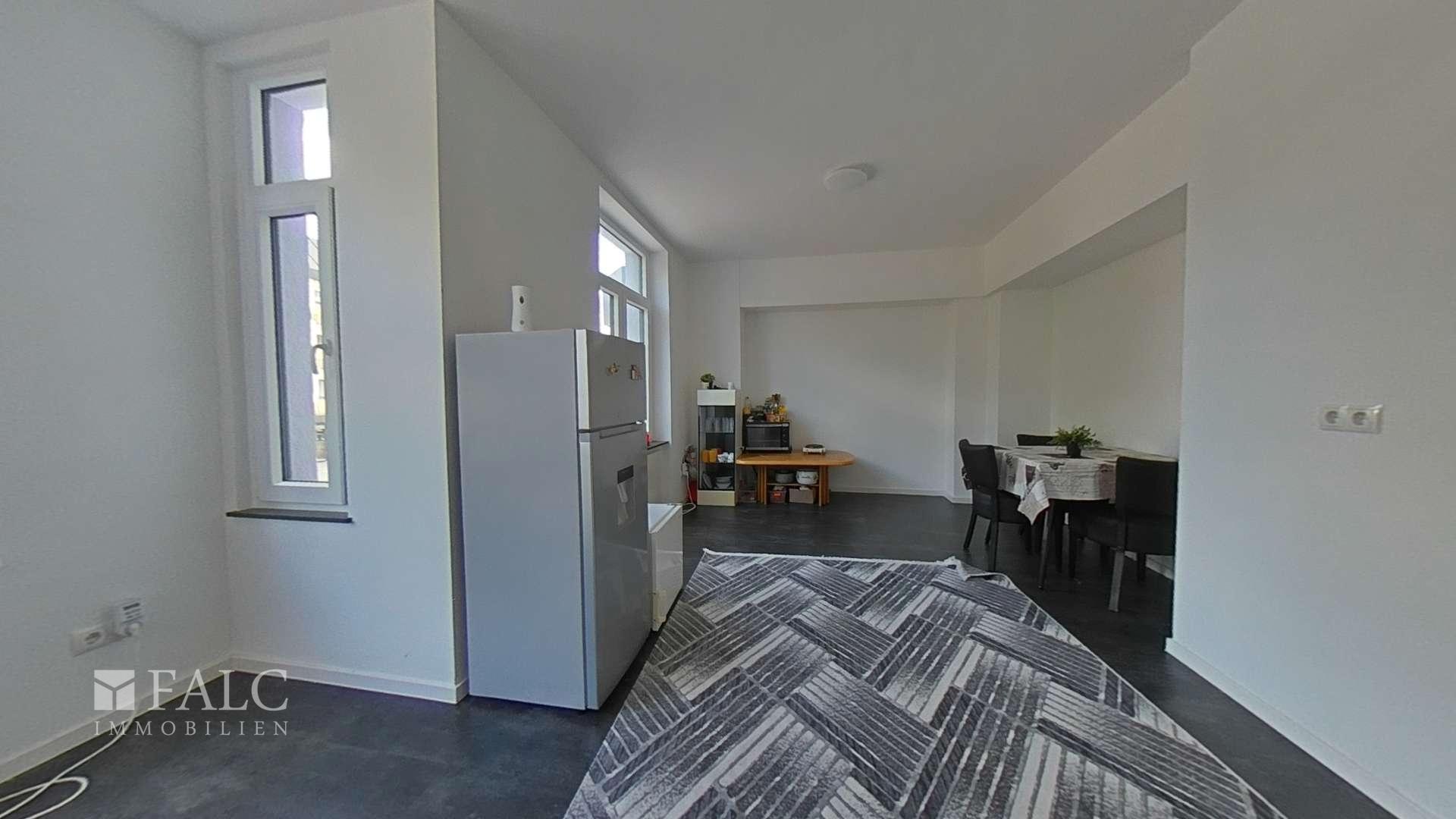 1 OG Wohnzimmer mit Küche