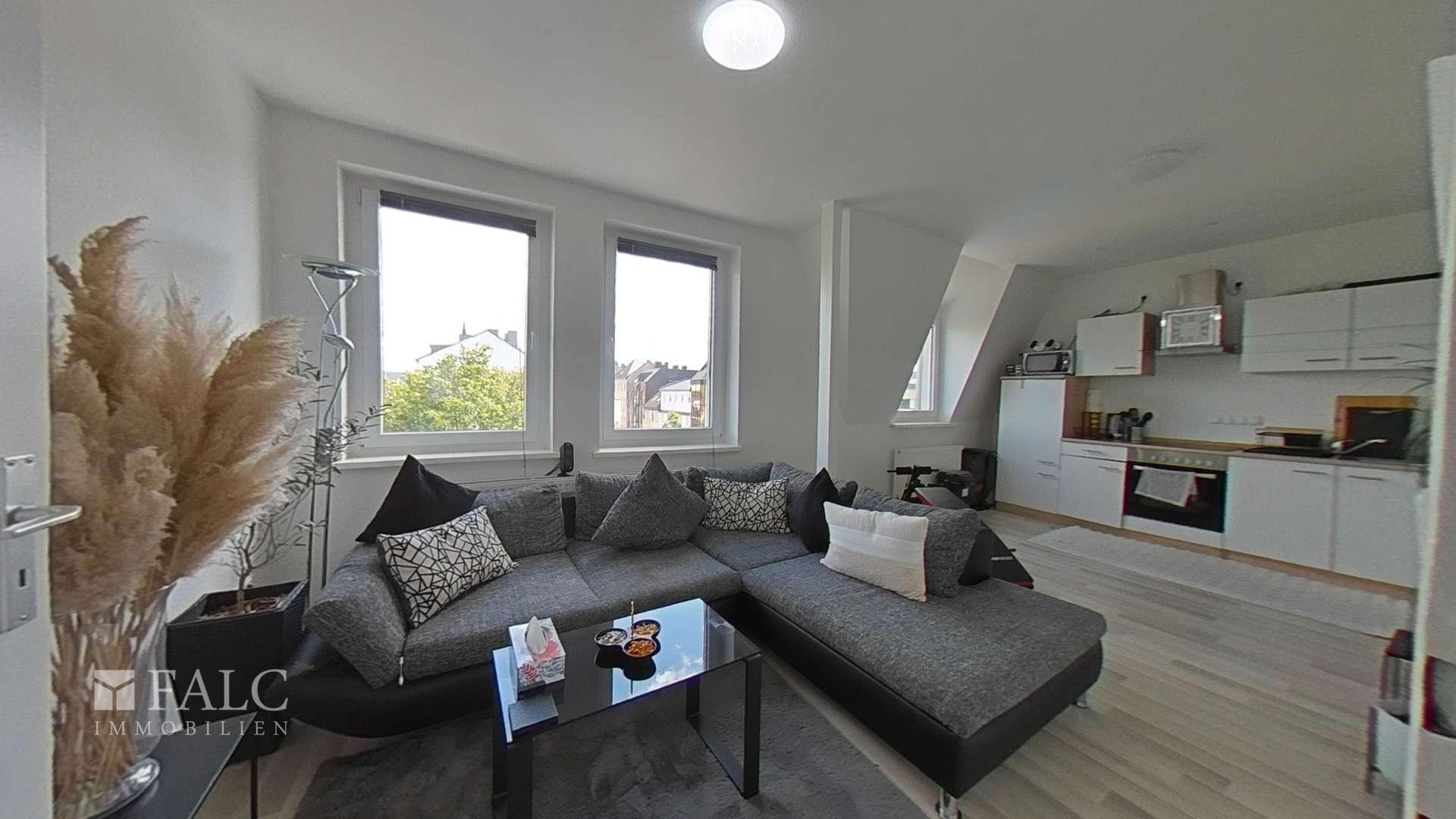 3 OG Wohnzimmer mit Küche