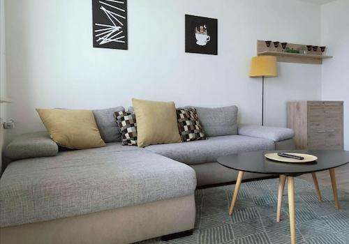Wohnzimmer 01