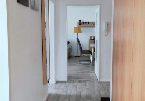 Flur mit Einbauschrank