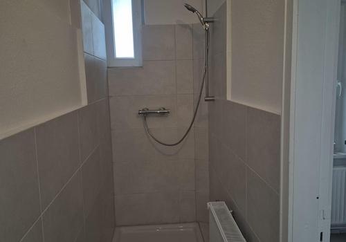 Bad mit Dusche