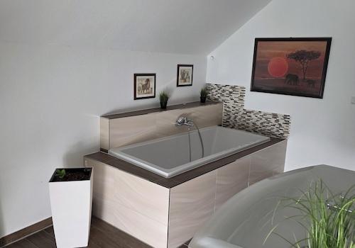 Badezimmer 1.OG