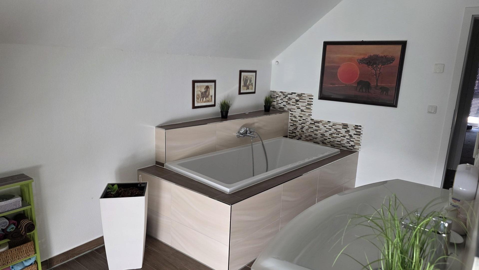 Badezimmer 1.OG