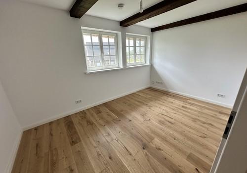 OG Zimmer 2 (ca. 12 qm)