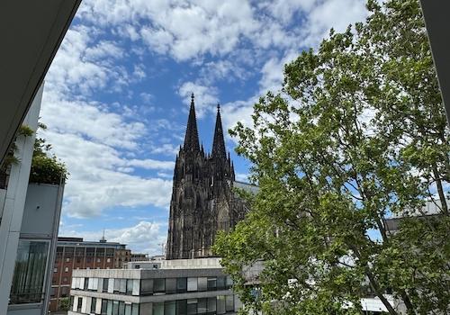BLICK ! LAGE !