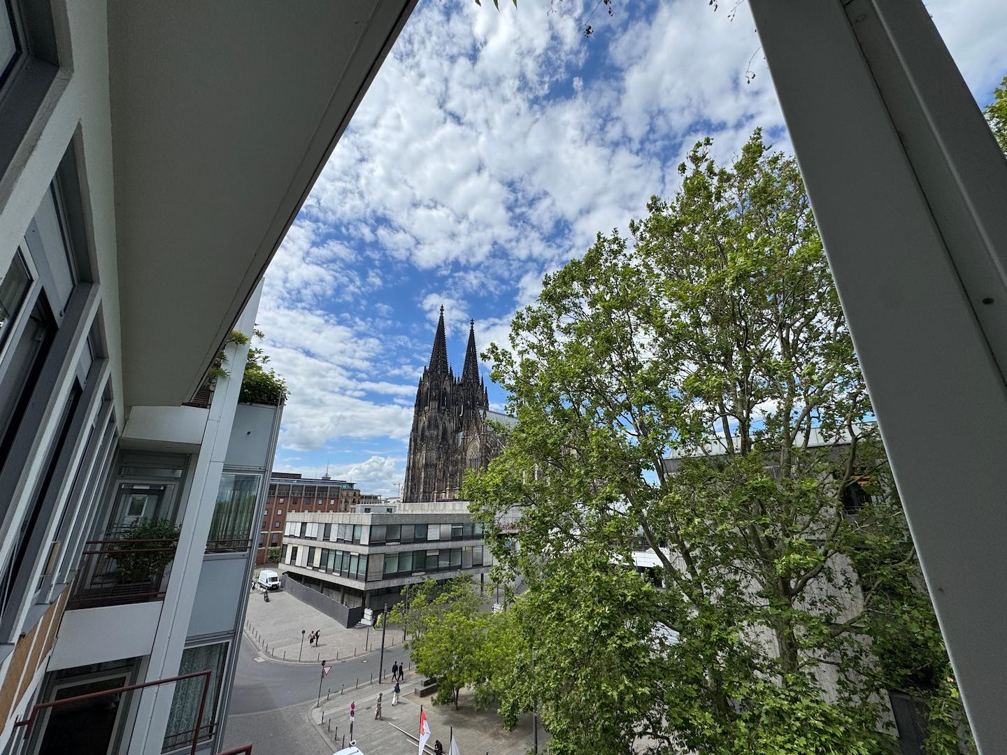108 - Blick vom Balkon WZ