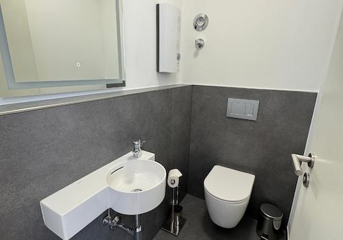 110 - WC I