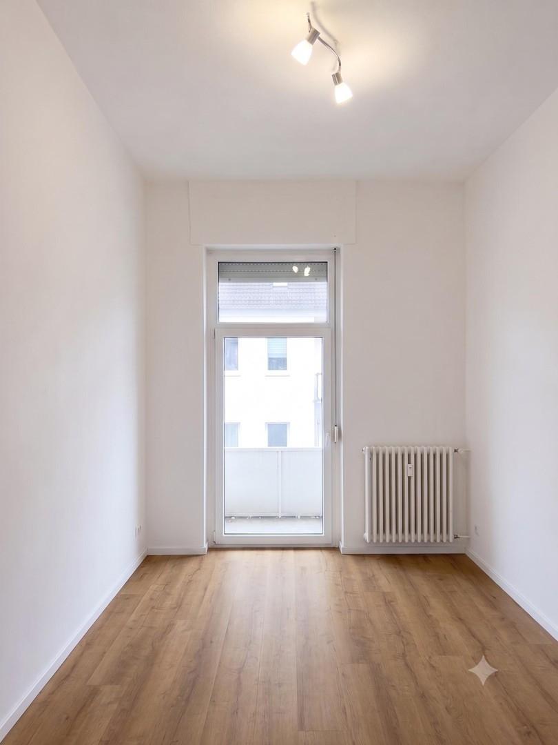 Zimmer 1 mit Balkon