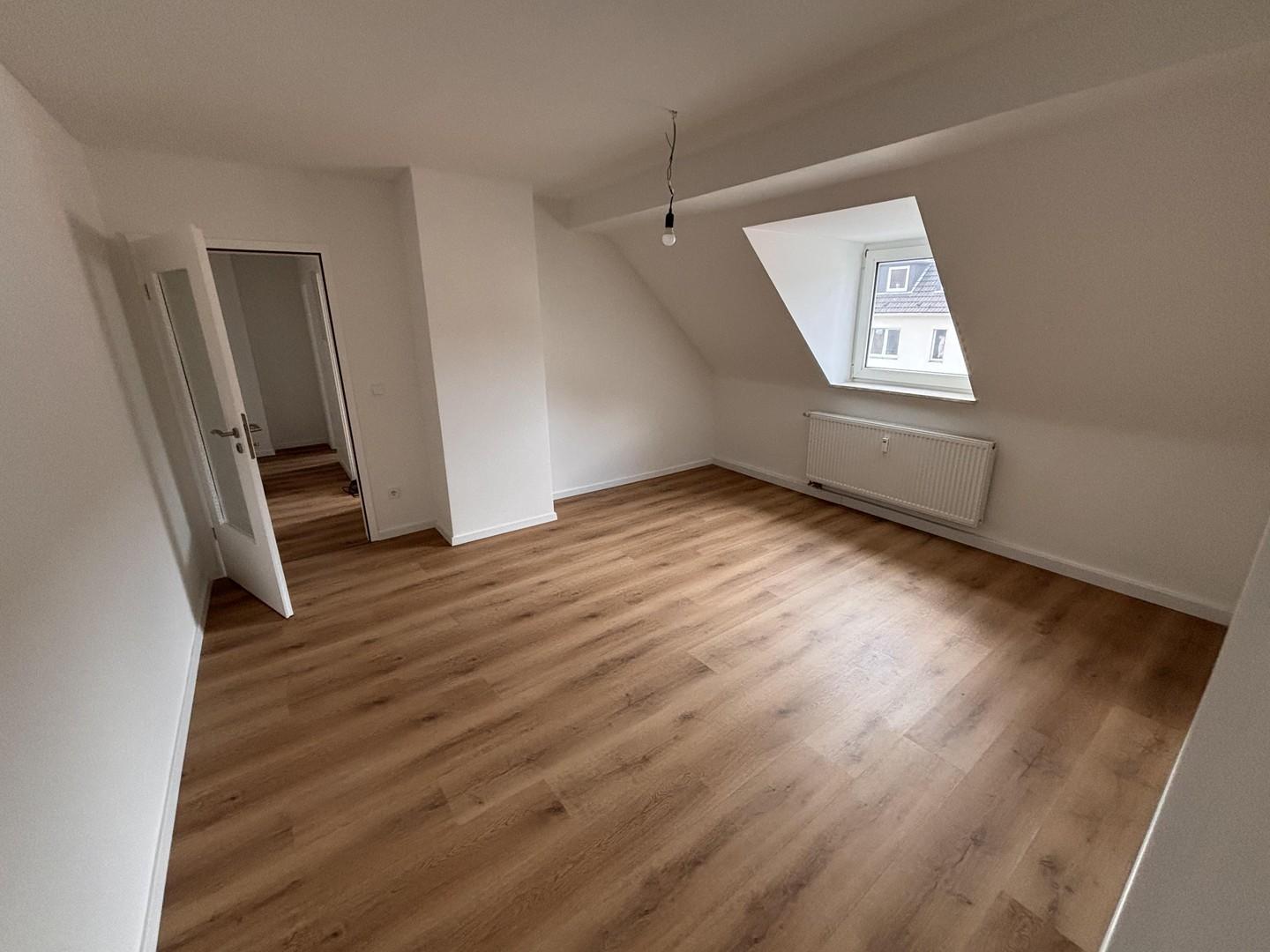 Wohnzimmer2 leer