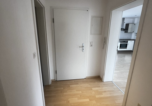 Flur/Wohnungseingang vglb. 