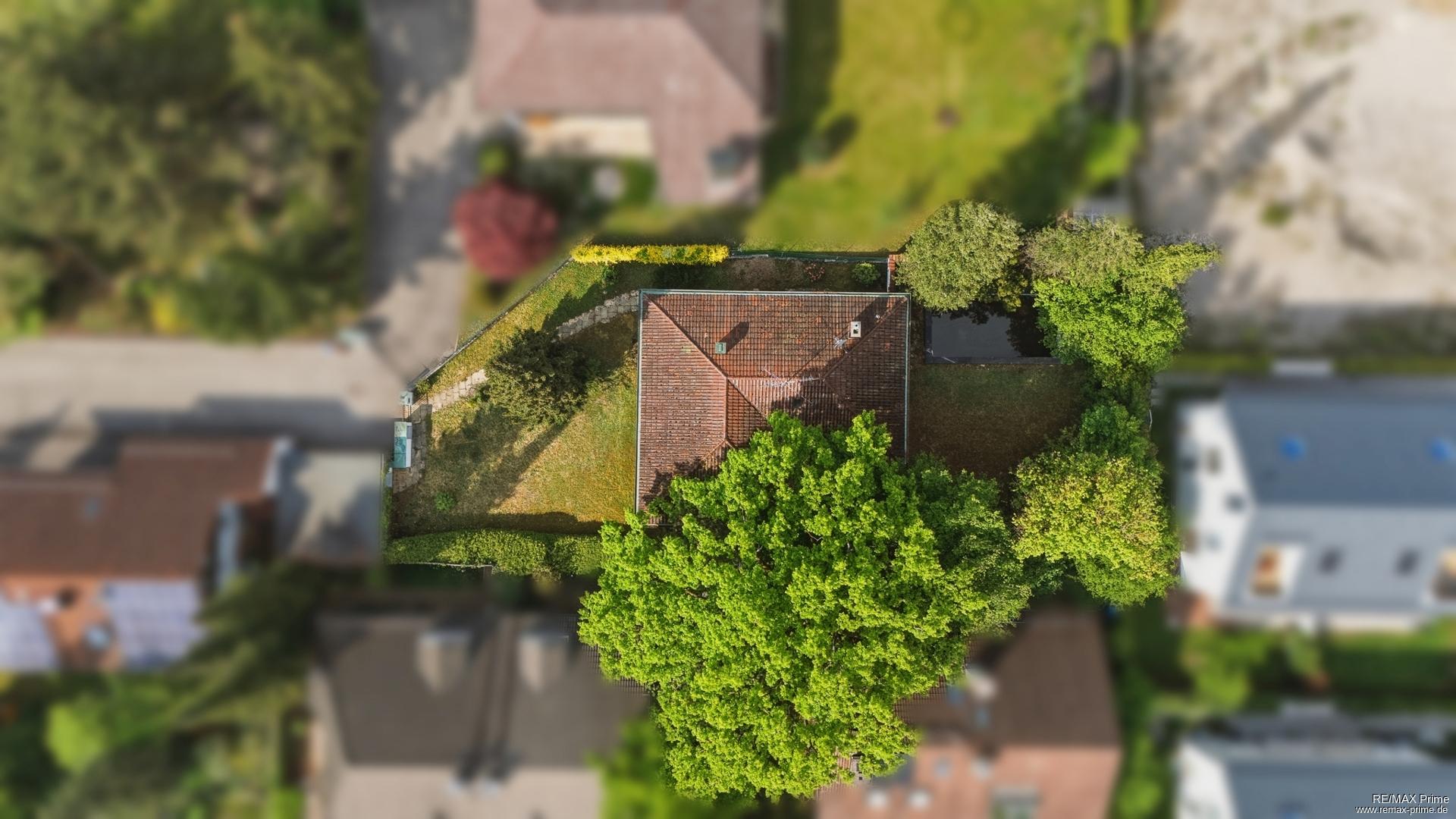 Seltene Grundstücksgröße in gewachsener Wohnlage