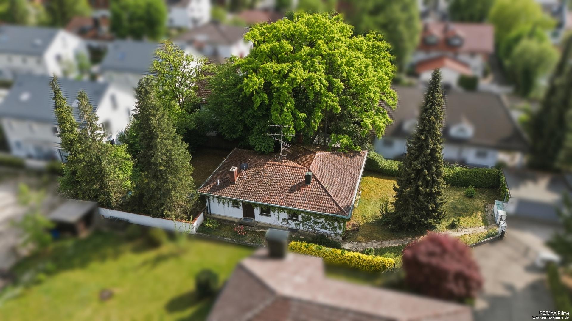 Eingebettet in eine ruhige und hochwertige Nachbarschaft
