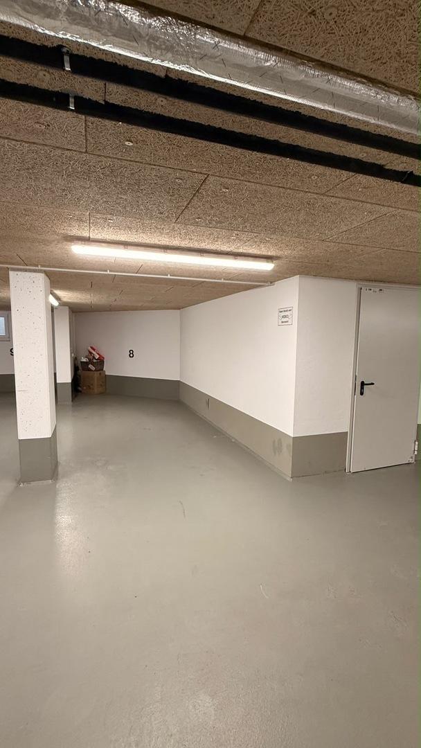 Tiefgaragen stellplatz