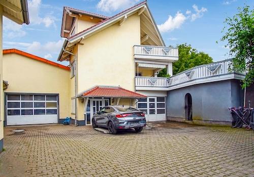 Haus Vorderansicht
