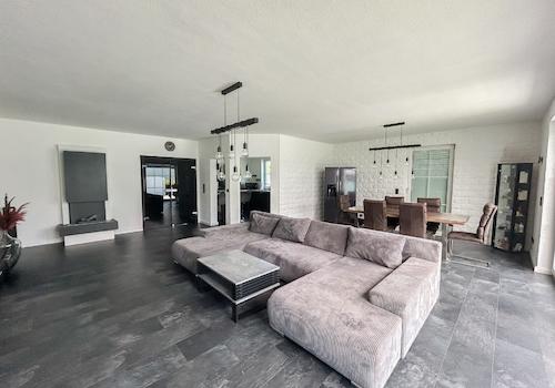 7 Wohnzimmer EG 70